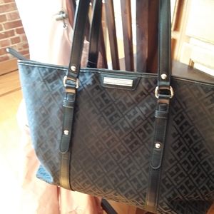 Tommy Hilfiger Purse